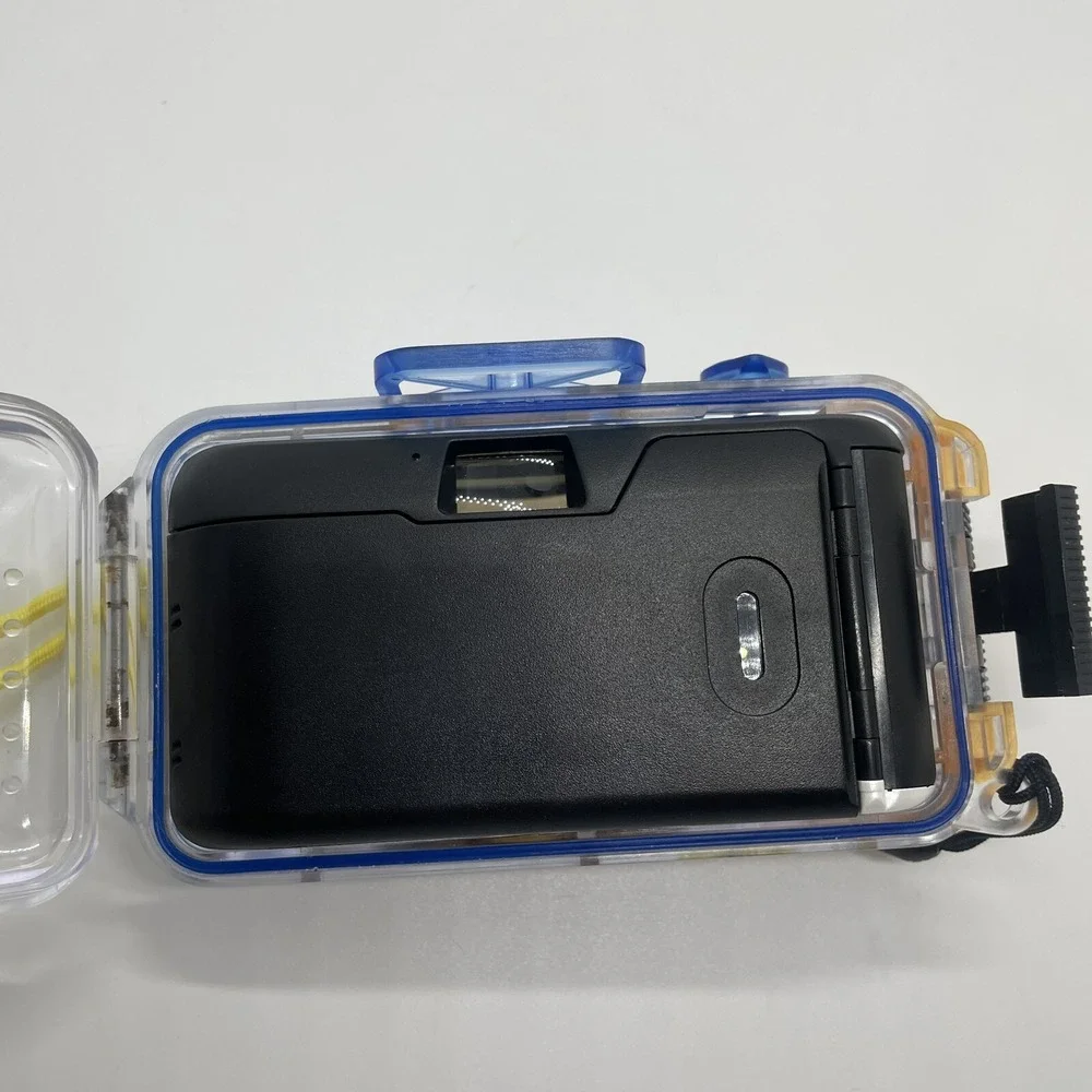 Aqua Pix‎ 35 Underwater Camera Tested. Focus Free Easy Pix FF35
